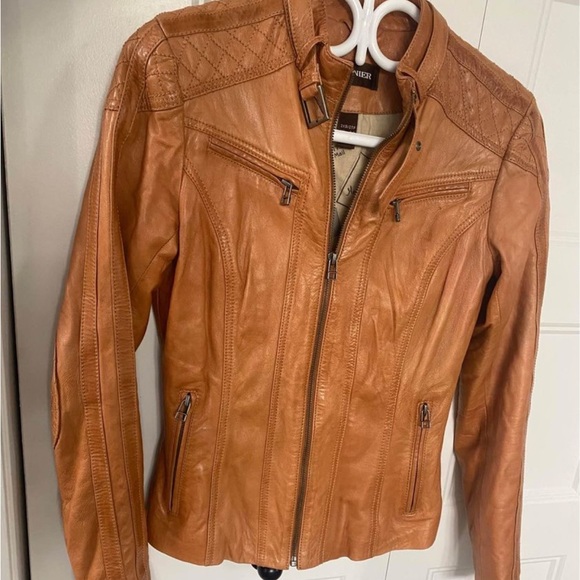 Danier tan leather jacket - Picture 1 of 4